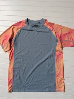 (073)Reel Life Men's Short-Sleeve Rash Guard in Slate Blue wCoral-Peach Sleeves
